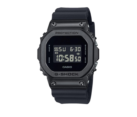 Casio GM-5600UB-1DR